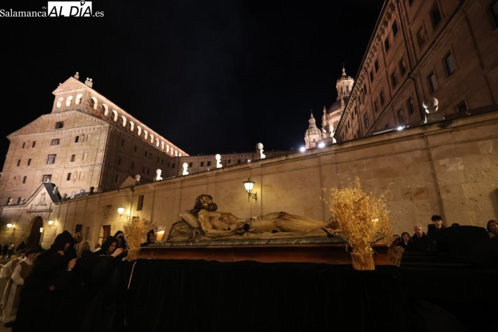 VÍDEO Y FOTOS | Procesión del Cristo de la Liberación en Salamanca