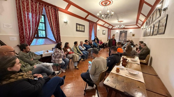 Cincuenta y cinco voluntarios velar&aacute;n por el buen desarrollo de la veneraci&oacute;n a Santa Teresa  | Imagen 1